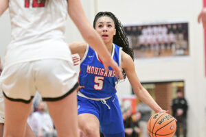 Back in Morgantown, Sadaya Jones leads Mohigans to state tournament